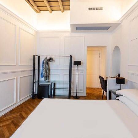 Largo Arenula Suites Рим Экстерьер фото