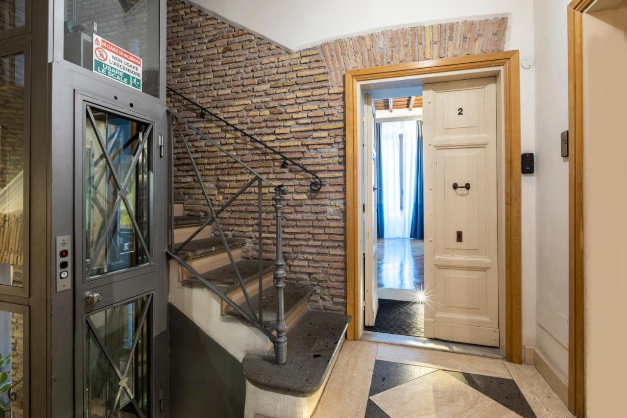 Largo Arenula Suites Рим Экстерьер фото